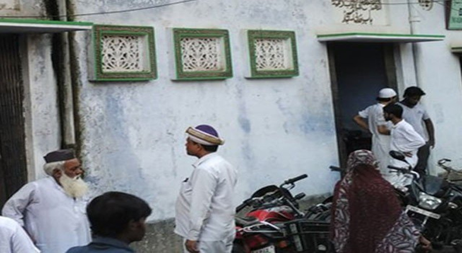 بھارت میں ہندو انتہا پسندوں کا مسجد پر حملہ، مسلمانوں کو جان سے مارنے کی دھمکیاں