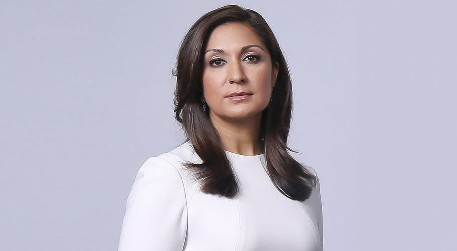 پاکستانی نژاد صحافی آمنہ نواز کا اعزاز، پی بی ایس نیوز آور کی شریک اینکر مقرر