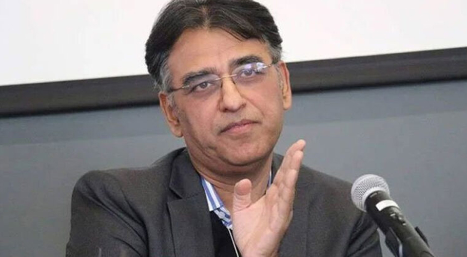 عمران خان کو کہا گیا تھا روس گئے تو طاقتور ان کے خلاف ہو جائیں گے، اسد عمر