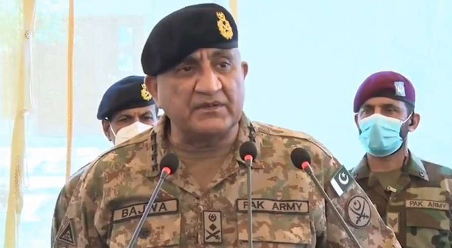 آرمی چیف کا ملتان کا دورہ،اسٹرائیک فارمیشنز کے دستوں سے ملاقات