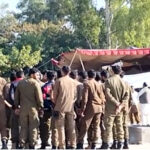 ایم این اے منصور حیات اور صوبائی وزیر ملک تیمور کے کارکنان میں تصادم کا مقدمہ درج