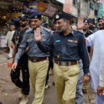 رواں سال کے پی کے پولیس کے 100سے زائد اہلکاردہشتگردوں کے حملوں میں شہید ہوئے