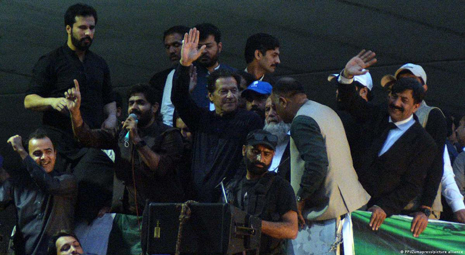 امریکا نے عمران پر حملے کی مذمت کردی، تمام فریقین سے پرامن رہنے کا مطالبہ