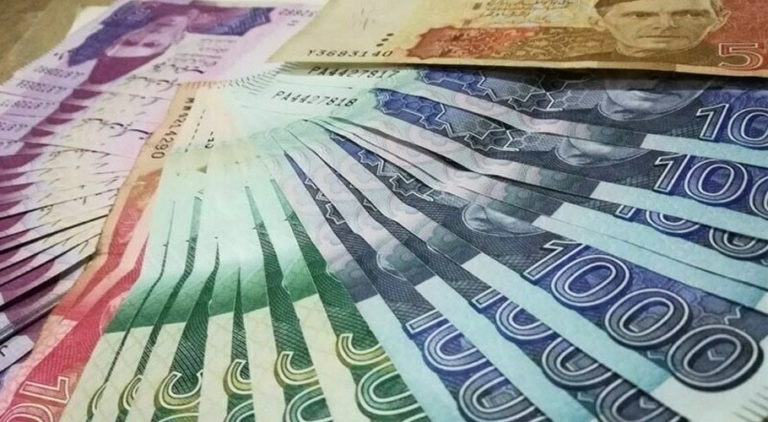 حکومت نے ستمبر کے مہینے میں 49 ہزار399 ارب روپے کا قرض لیا، اسٹیٹ بینک