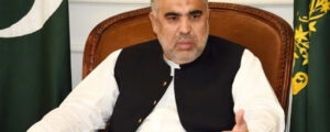 جنرل باجوہ کی مدت ملازمت میں توسیع غلطی تھی، اسد قیصر