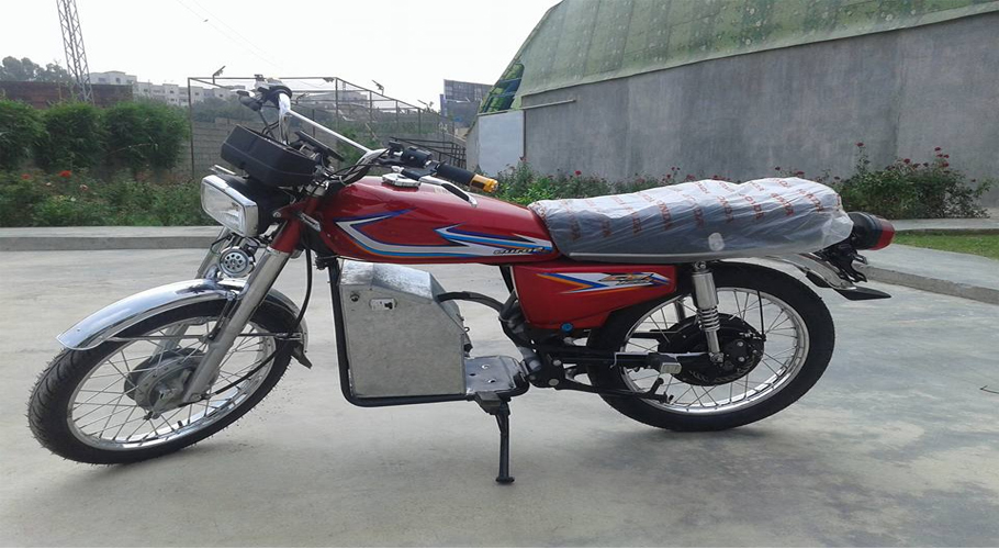 پاکستان نے 22 کمپنیوں کو الیکٹرک بائیکس بنانے کیلئے لائسنس جاری کردیے، وزارت صنعت و پیداوار