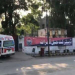 گجرات جیل میں انتظامیہ سے تصادم کے بعد قیدیوں نے بیرک کو آگ لگا دی