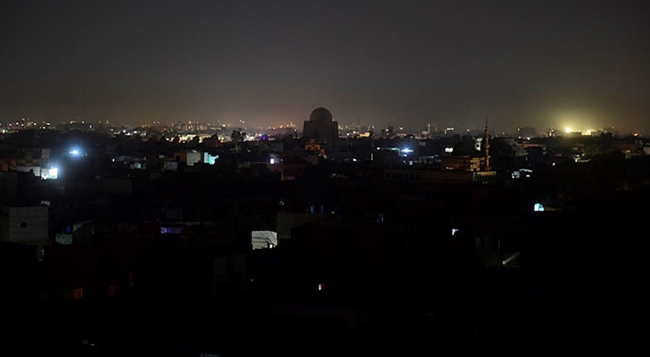ملک میں بجلی کا بڑا بریک ڈاؤن،14گھنٹے بعد بھی بجلی مکمل بحال نہ ہوسکی