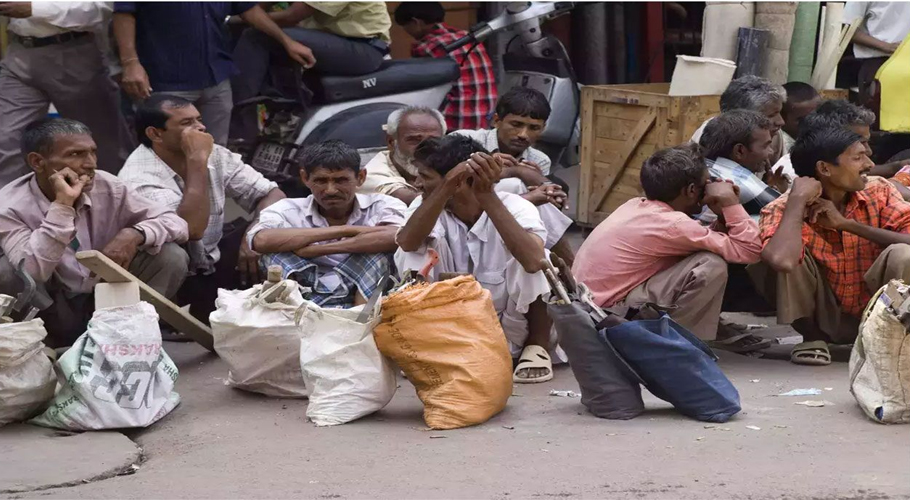 بھارت میں بے روزگاری کی شرح 16ماہ کی بلند ترین سطح پر پہنچ گئی، اعدادوشمار جاری