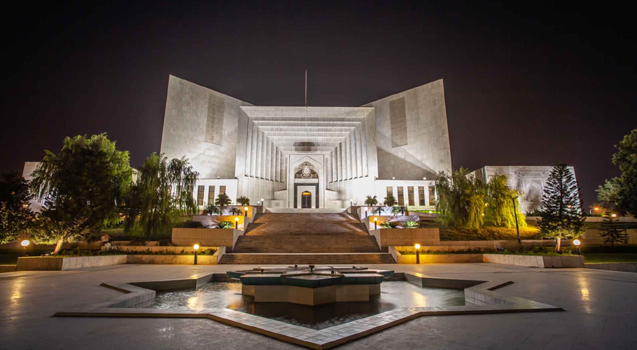 عدالت عظمیٰ نے عدالتی اصلاحات بل پر عملدرآمد روک دیا