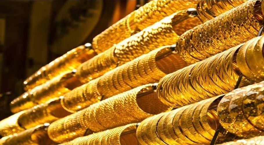 ملک میں سونے کی فی تولہ قیمت میں 100 روپے کا اضافہ