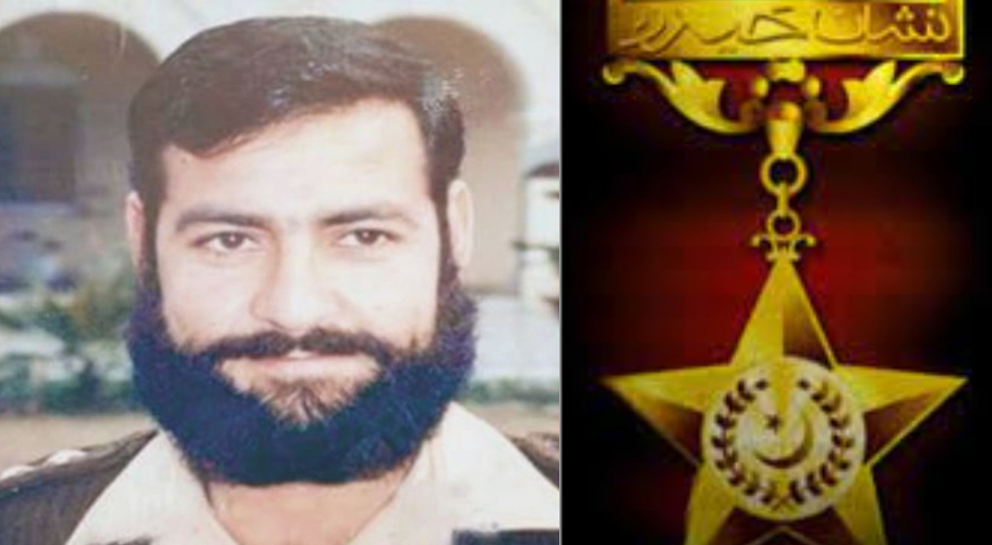 پاک فوج کا 24 ویں یوم شہادت پر کیپٹن کرنل شیر خان شہید کو خراج عقیدت
