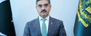 نگراں وزیرِ اعظم انوار الحق کاکڑ نے وزارتِ عظمی کی ذمہ داریاں سنبھال لیں