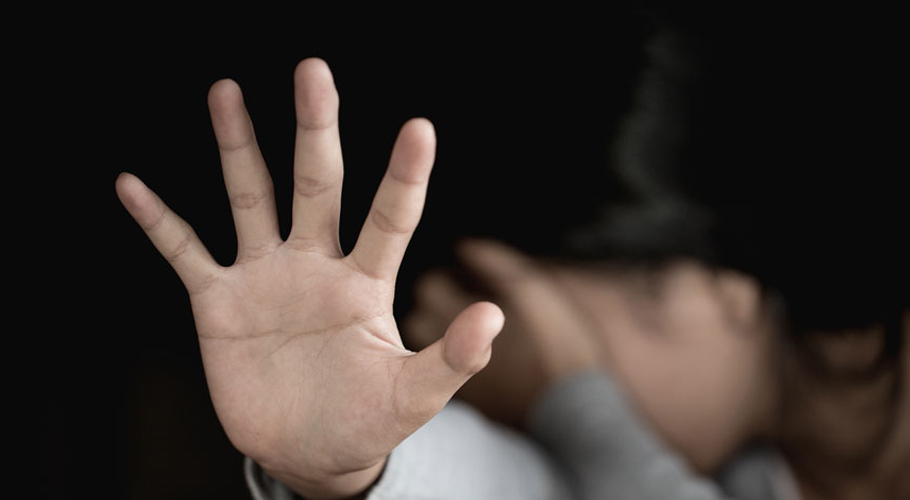 راستہ بھٹکنے والی لڑکی جنسی زیادتی کا نشانہ بن گئی