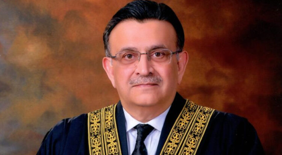 سپریم کورٹ کو حالیہ مہینوں کے دوران آئینی مسائل میں الجھایا گیا، چیف جسٹس