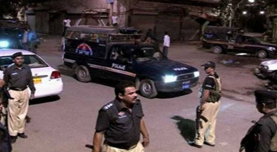 شہری اور ڈاکوؤں میں فائرنگ کا تبادلہ، ایک مبینہ ڈکیت ہلاک دوسرا زخمی