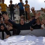 غزہ میں لاشیں رکھنے کی جگہ کم پڑ گئی، درد ناک ویڈیو