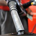 حکومت کا پیٹرولیم مصنوعات کی قیمتوں میں بڑی کمی کا فیصلہ
