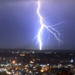 بھارتی گجرات میں آسمانی بجلی گرنے سے 24 افراد ہلاک