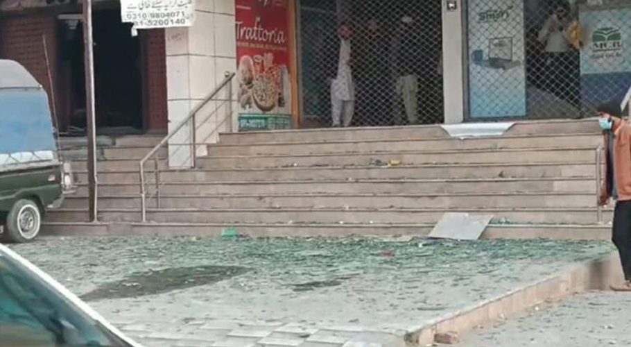 پشاور دھماکا