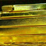 ملک میں سونے کی فی تولہ قیمت میں بڑی کمی