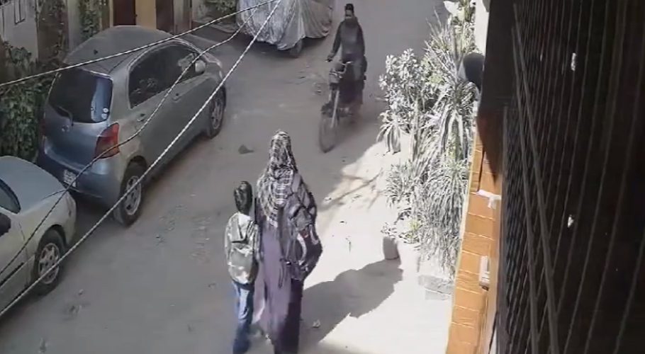 نارتھ کراچی میں راہگیر خاتون کو ہراساں کرنیکا مقدمہ درج