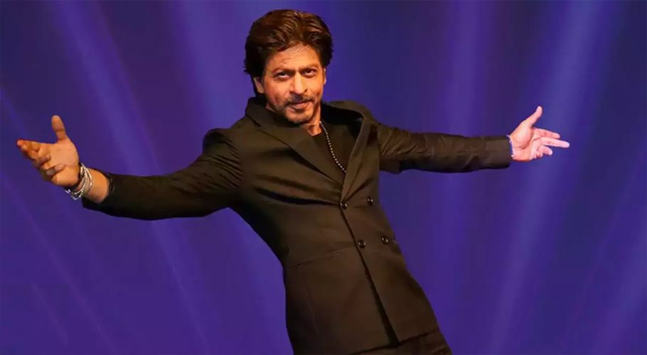 shahrukh khan follows only 6 peoples in Instagram