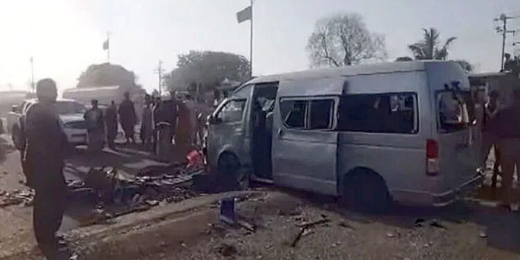 Two killed in suicide attack on foreigners in Karachi