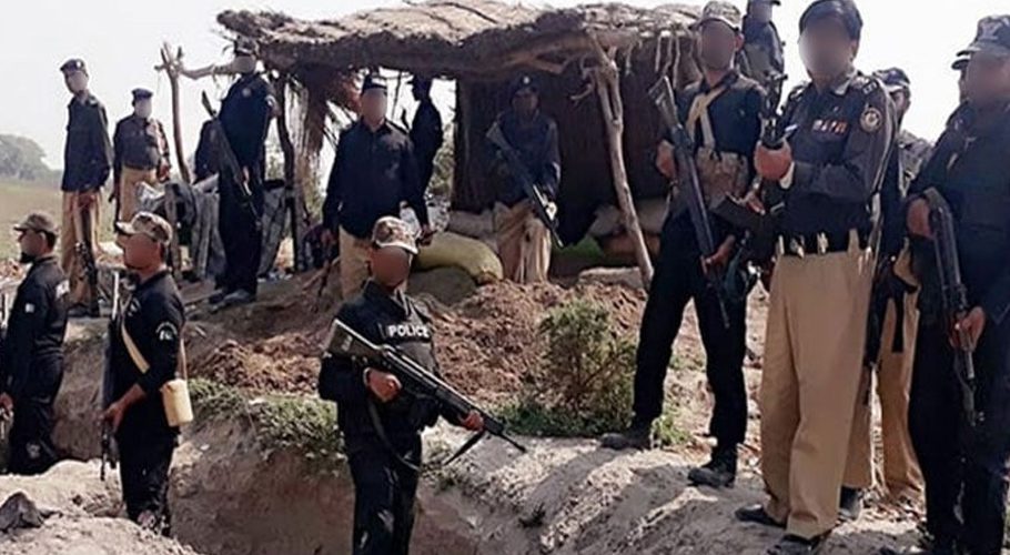 پولیس اور رینجرز کا مشترکہ آپریشن، کچے کے ڈاکو