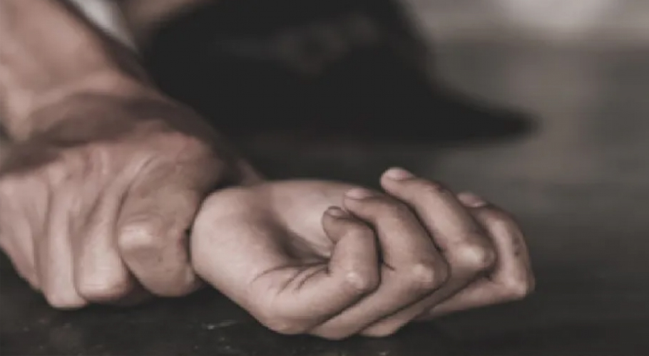 Faisalabad: Two van drivers arrested for raping, blackmailing university student