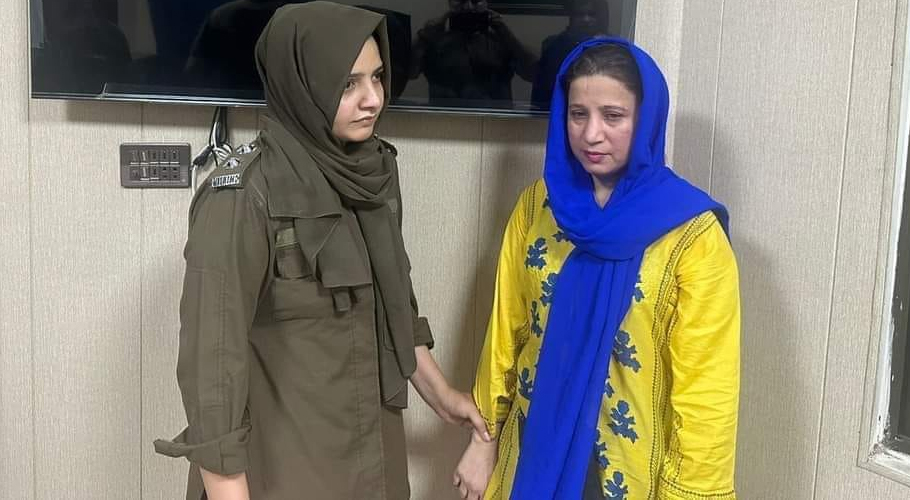 PTI activist Neeli Pari arrested for attacking actor Tahir Anjum