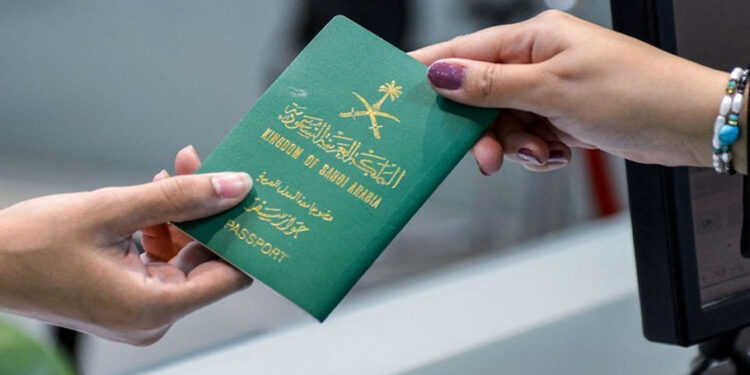Saudi Arabia announces citizenship for these professionals