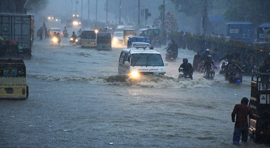 بارش نے کراچی