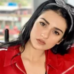 Sarah Khan calls for Gul Ahmed boycott following fatal Karsaz accident