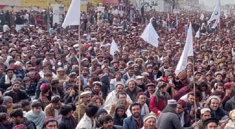 Thousands rally in North Waziristan against lawlessness and military operations