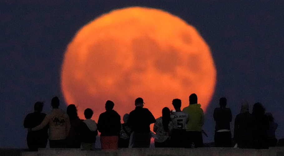 How to watch August's supermoon?