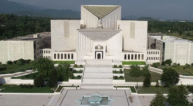 Supreme Court Acquits Two Brothers After 20 Years