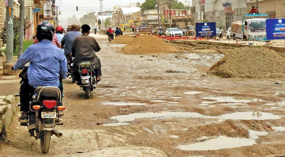 Sindh approves Rs1.5 billion for rehabilitation of Karachi roads
