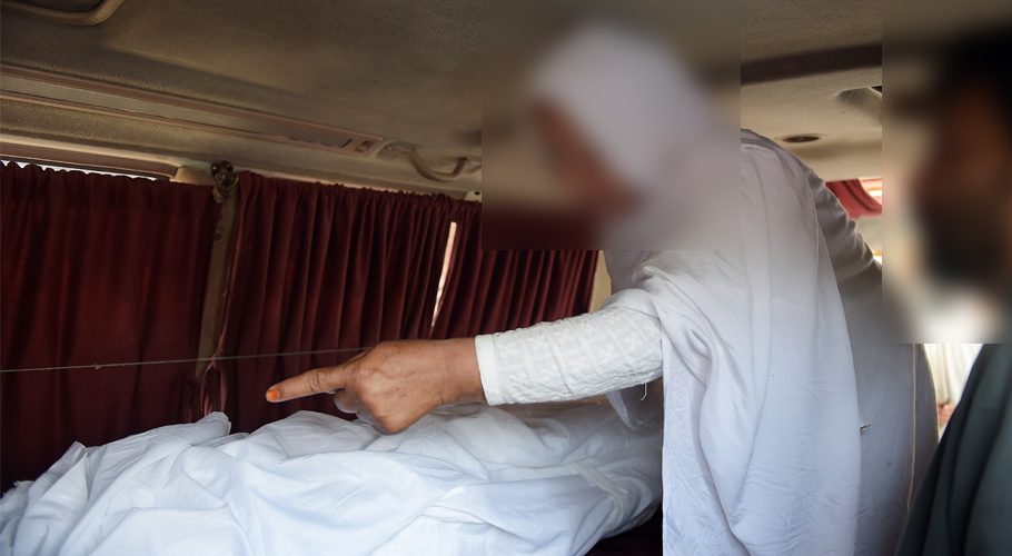 خودکشی کرلی