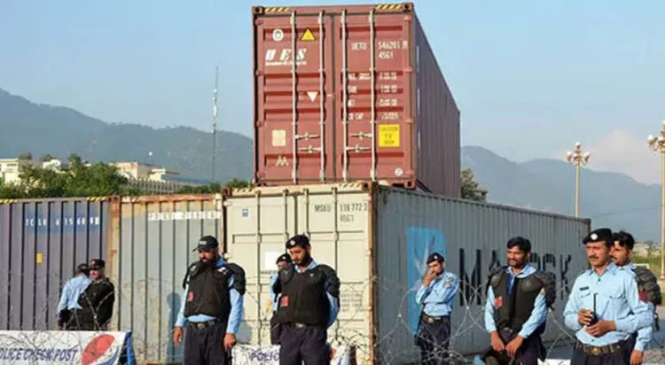 Daily life in Islamabad crippled as roads are sealed amid PTI protest today