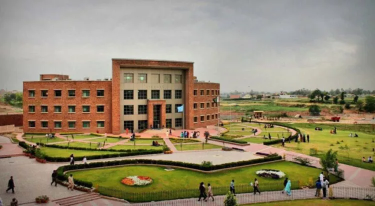 Quaid-e-Azam University hostel set on fire amid clash between student groups