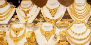 Gold prices soar by Rs5900 per tola in Pakistan