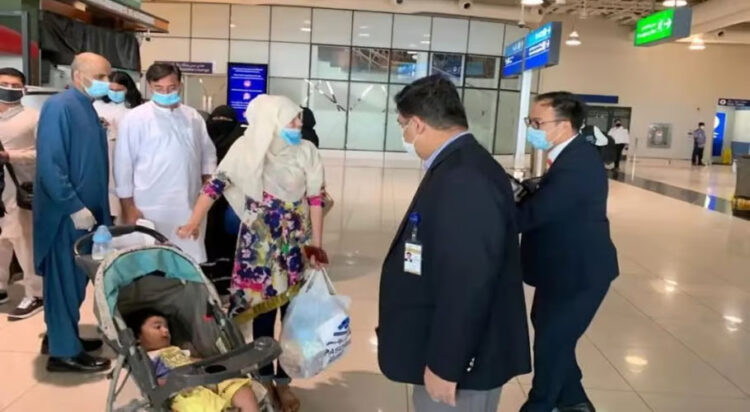 Over 350 Pakistani passengers stuck at Kuala Lumpur Airport