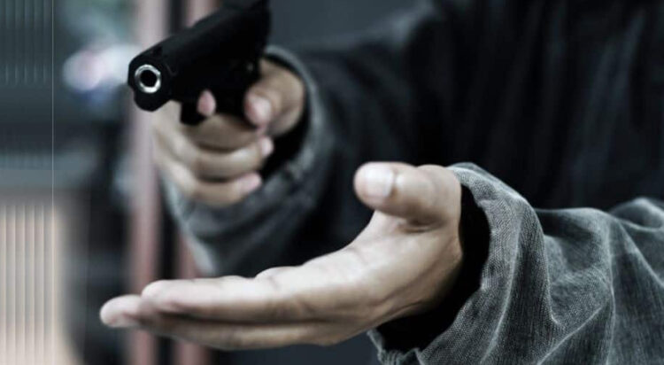 Over 10,000 street crimes reported in Karachi in two months
