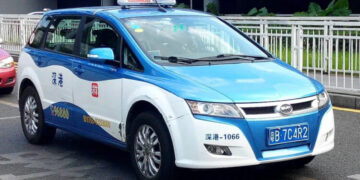 E-taxi scheme for youth launched in Sindh
