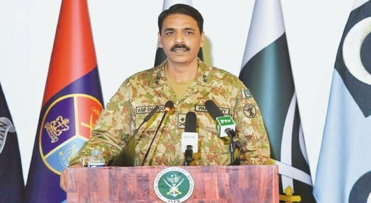 Lt. Gen. Asif Ghafoor retires after 40 years of service