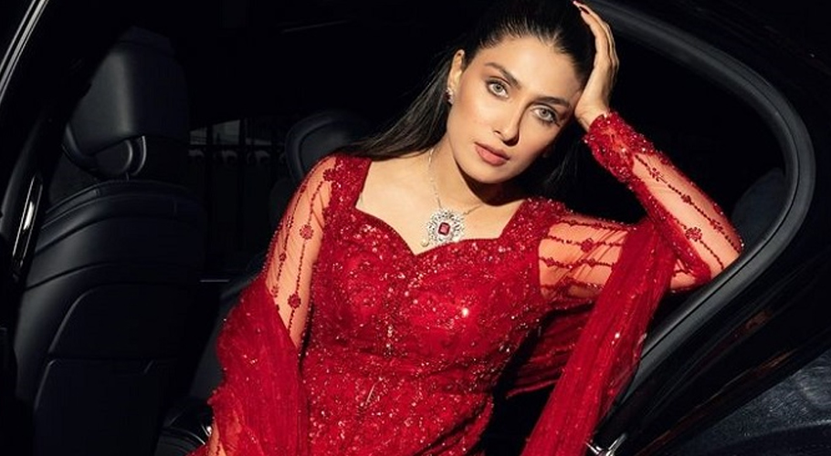 Ayeza Khan