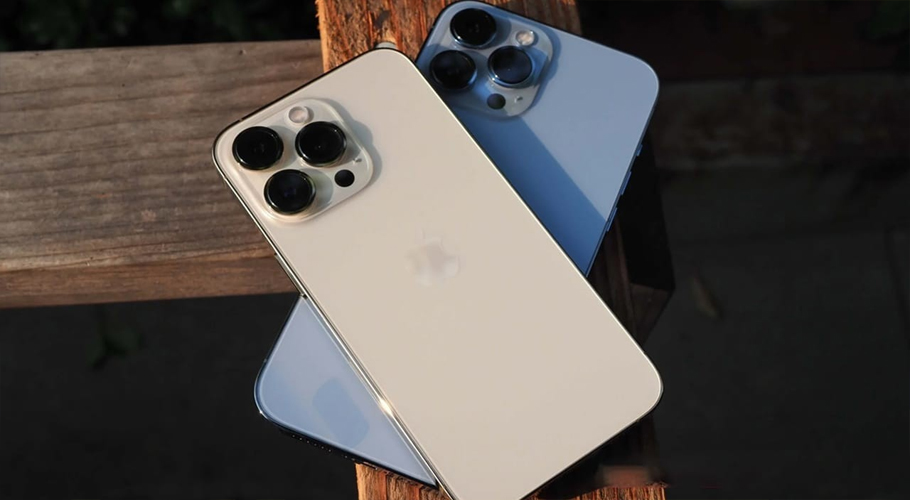 Apple to stop selling 3 iPhone models in 12 days