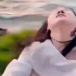 woman falls from moving train while posing for selfie