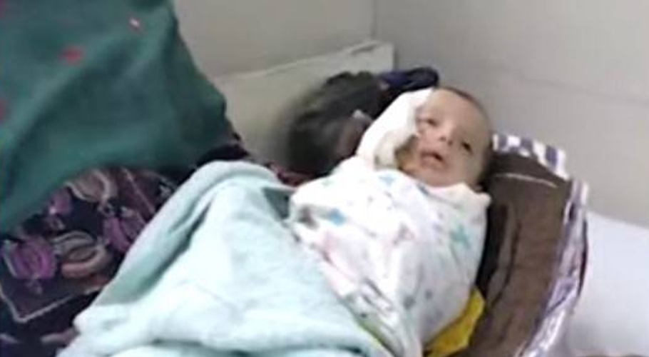 Woman delivers baby in street after maternity ward refuses admission